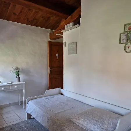 Joyeux - L'olivier - En Cevennes Appartement *